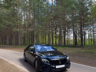2016 Mercedes-Benz E-Класс 200 V (W213, S213, C238), чёрный, 3100000 рублей, вид 3