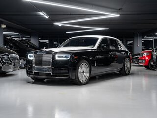 2019 Rolls-Royce Phantom VIII (Series I), белый, 37000000 рублей, вид 1