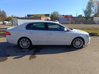 2014 Skoda Superb DSG II Рестайлинг, белый, 1250000 рублей, вид 2