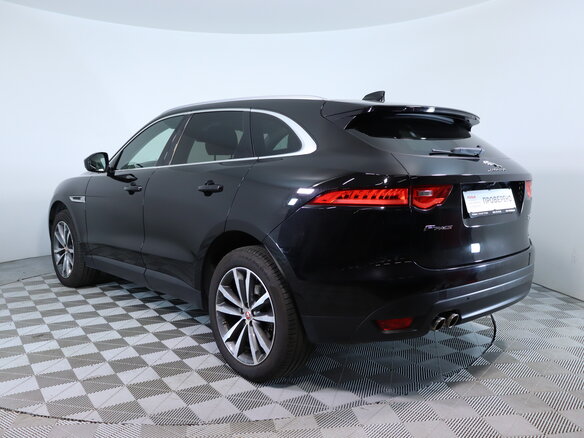 2016 Jaguar F-Pace I, чёрный, 2360000 рублей - вид 7