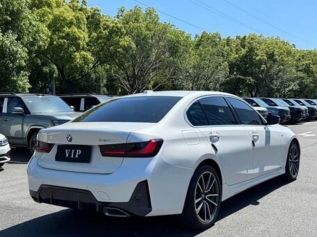 2023 BMW 3 серии 320i VII (G2x) Рестайлинг, белый, 2850000 рублей, вид 5