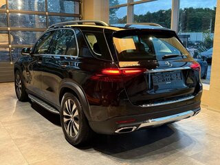2026 Mercedes-Benz GLE 350 II (V167) Рестайлинг, чёрный, 11490000 рублей, вид 4