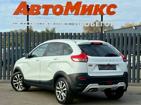 2019 Lada (ВАЗ) XRAY Cross I, белый, 945000 рублей - вид 7