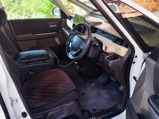 2019 Honda Freed II Рестайлинг, белый, 1470000 рублей, вид 5