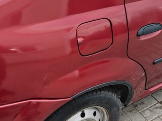 2009 Renault Logan I, красный, 300000 рублей, вид 4