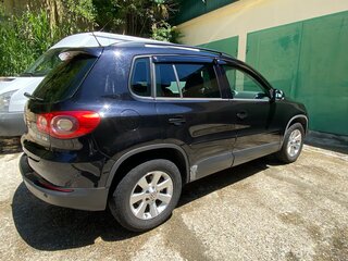 2009 Volkswagen Tiguan I, чёрный, 850000 рублей, вид 3