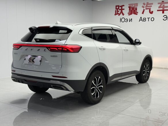 2022 Haval H6 II Рестайлинг, белый - вид 3
