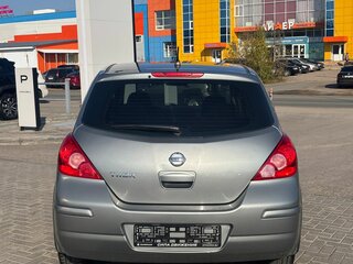 2011 Nissan Tiida I Рестайлинг, серый, 720000 рублей, вид 5