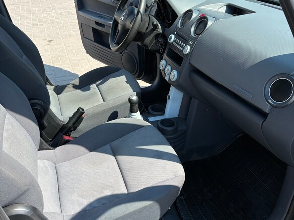 2006 Mitsubishi Colt VI (Z20/Z30), серый, 600000 рублей - вид 10