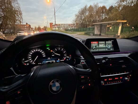 2018 BMW 5 серии 520i VII (G30/G31/G38), чёрный, 3000000 рублей - вид 14