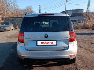 2014 Skoda Yeti I Рестайлинг, серебристый, 1250000 рублей, вид 5