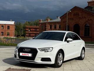 2017 Audi A3 III (8V) Рестайлинг, белый, 1800000 рублей, вид 1
