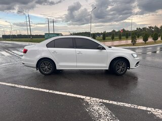 2016 Volkswagen Jetta VI Рестайлинг, белый, 1100000 рублей, вид 4