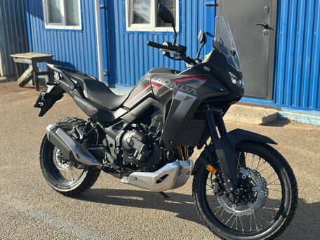 2026 Honda XL750 Transalp, чёрный, 1599900 рублей, вид 5