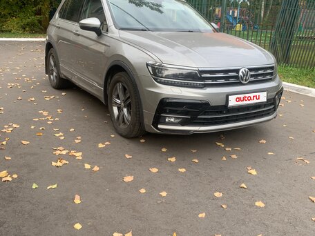 2019 Volkswagen Tiguan II, серебристый, 2150000 рублей, вид 5