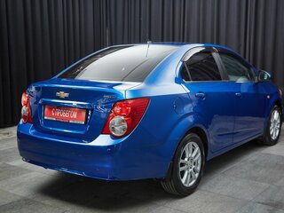 2013 Chevrolet Aveo II, синий, 749000 рублей, вид 4