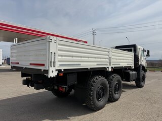 2026 КамАЗ 43118, белый, 6650000 рублей, вид 2