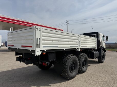 2026 КамАЗ 43118, белый, 6650000 рублей, вид 2