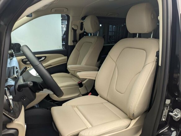 2026 Mercedes-Benz V-Класс Extra Long 300 d экстра длинный III (W447) Рестайлинг 2, чёрный, 14800000 рублей - вид 8