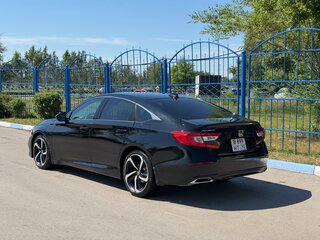 2022 Honda Accord X Рестайлинг, чёрный, 2310000 рублей, вид 4