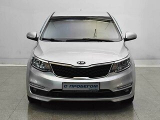 2016 Kia Rio III Рестайлинг, серебристый, 950000 рублей, вид 2