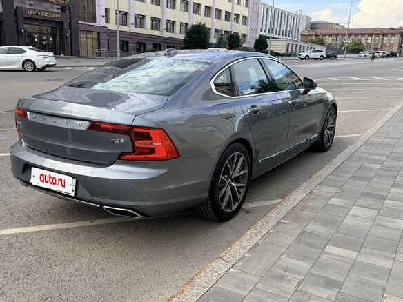 2020 Volvo S90 II, серебристый, 3188700 рублей - вид 4
