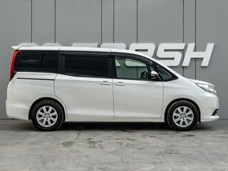 2015 Toyota Noah III (R80), белый, 1760000 рублей, вид 5