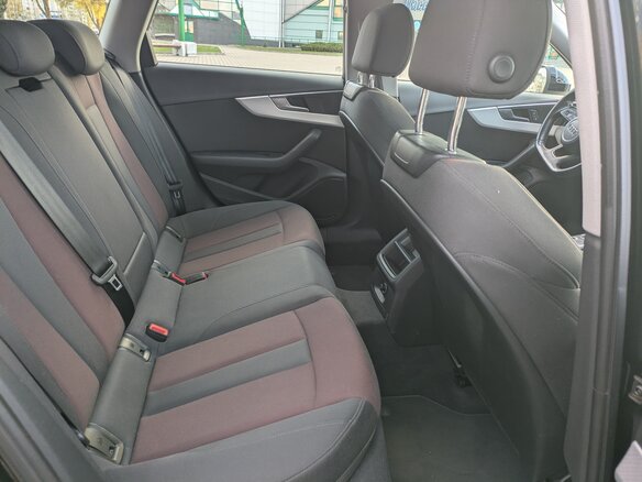 2017 Audi A4 V (B9), чёрный - вид 14