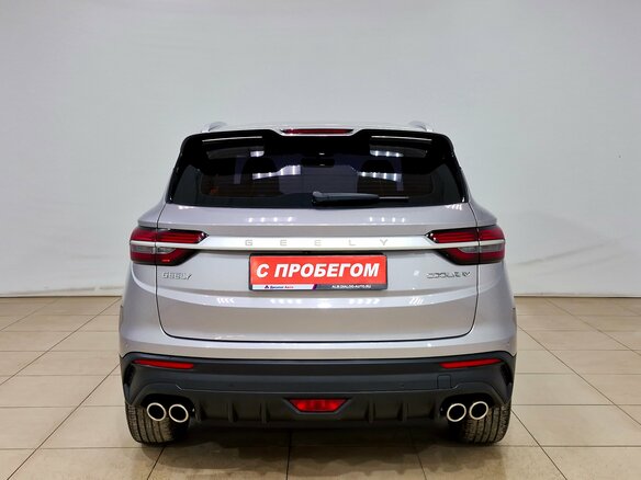 2023 Geely Coolray I, серый, 1765000 рублей - вид 4