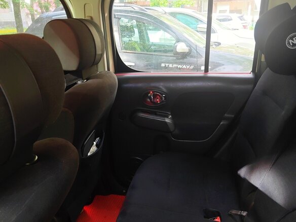 2010 Nissan Cube III (Z12), белый, 600000 рублей - вид 9