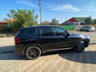 2019 BMW X3 25d xDrive III (G01), чёрный, 3500000 рублей, вид 3
