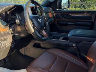 2023 Ram 1500 Crew Cab V, чёрный, 7800000 рублей, вид 5