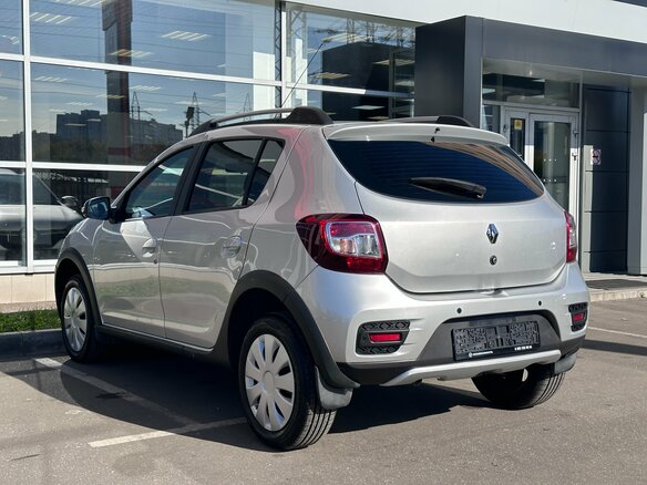 2017 Renault Sandero Stepway II, серебристый - вид 5