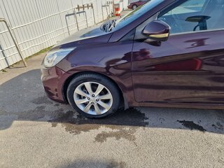 2012 Hyundai Solaris I, фиолетовый, 800000 рублей, вид 5