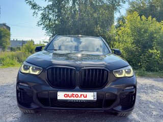 2019 BMW X5 40i IV (G05/G18), чёрный, 5900000 рублей, вид 3