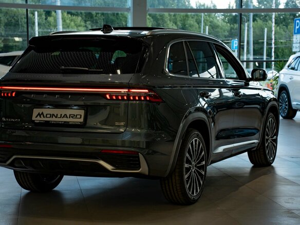 2026 Geely Monjaro I Рестайлинг, серый, 4599990 рублей - вид 5