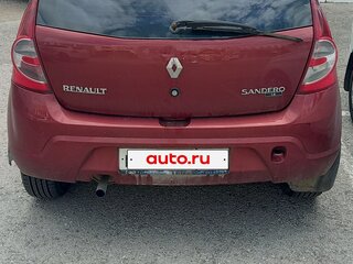 2010 Renault Sandero I, красный, 399999 рублей, вид 2
