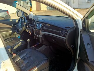 2012 SsangYong Actyon II, белый, 820000 рублей, вид 3