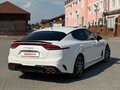 2020 Kia Stinger I Рестайлинг, белый - вид 11