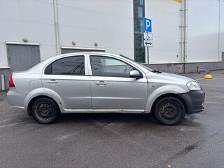 2007 Chevrolet Aveo I Рестайлинг, серебристый, 155000 рублей, вид 2