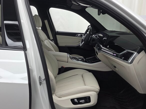 2025 BMW X5 40i IV (G05/G18) Рестайлинг, белый, 11650000 рублей - вид 16