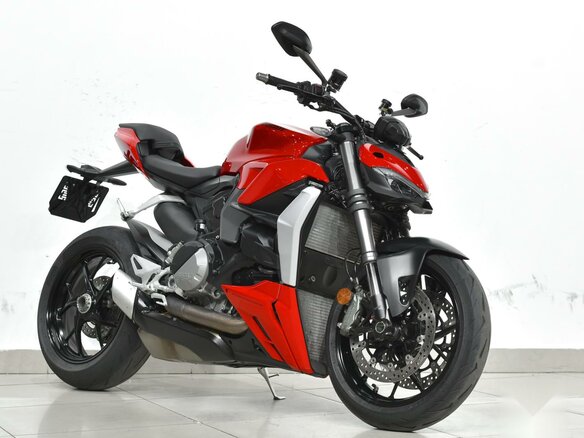2022 Ducati Streetfighter V2, красный, 1449000 рублей