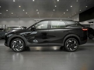 2026 Omoda C7, чёрный, 3593105 рублей, вид 3