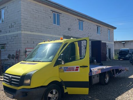 2018 Volkswagen Crafter, жёлтый, 2350000 рублей, вид 4