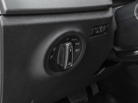 2022 Skoda Rapid II, белый, 1730000 рублей - вид 12