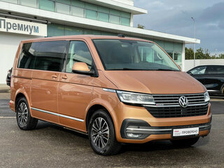 2020 Volkswagen Multivan T6 Рестайлинг, коричневый, 5599000 рублей, вид 3