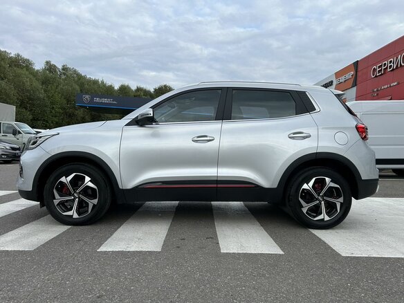2023 Chery Tiggo 4 Pro I, серебристый - вид 3