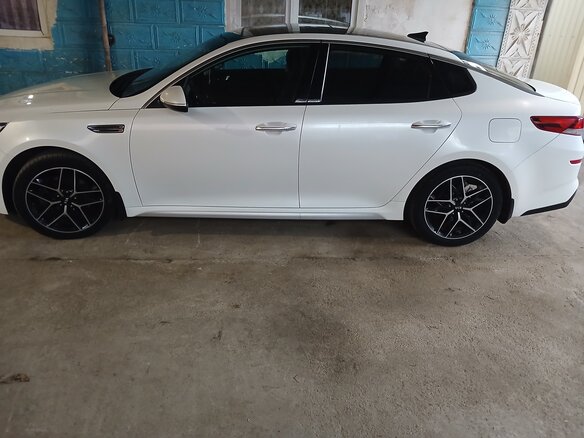 2019 Kia Optima IV Рестайлинг, белый, 2100000 рублей - вид 21
