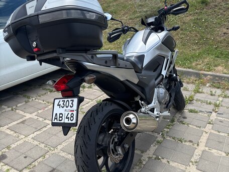 2013 Honda NC 700X, серебристый, 550000 рублей, вид 1