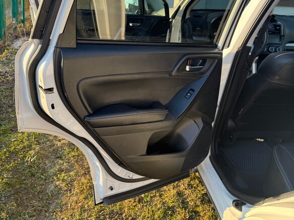 2013 Subaru Forester IV, белый, 1650000 рублей - вид 21